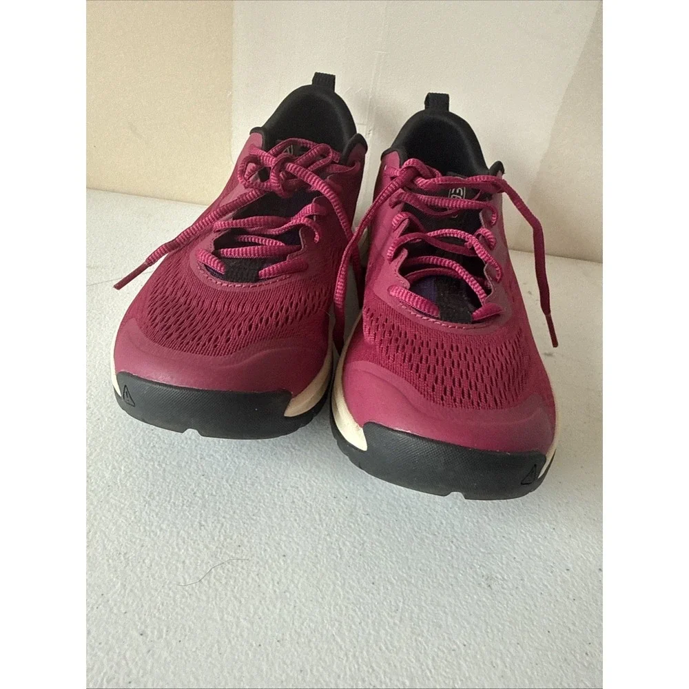 Keen Women's Versacore Speed Sneaker 9 Magenta Indigo Purple Hiking Shoes